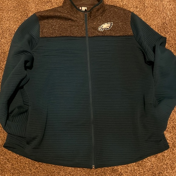 Eagles zip up fleece jacket - Picture 9 of 11